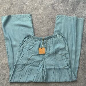 Blu Pepper Chambray Pants